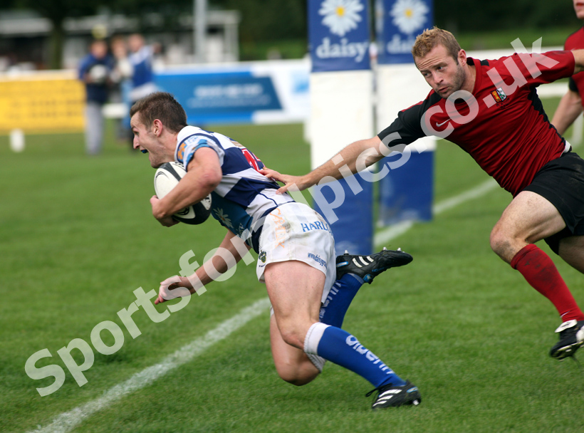 Jack Harrison scores a try for Tynedale aginast Blaydon